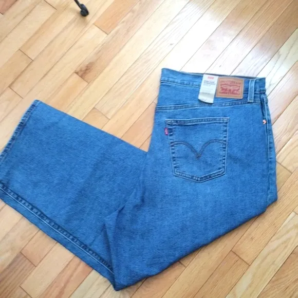 - Levi's ribcage straight ankle super high rise 5 pocket medium wash jeans