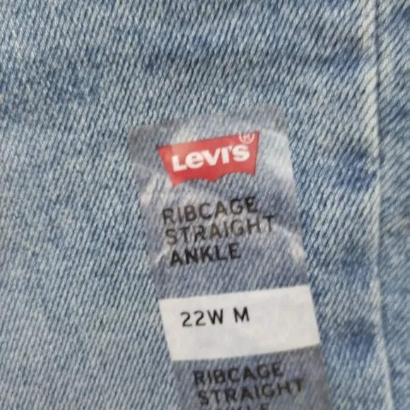 - Levi's ribcage straight ankle super high rise 5 pocket medium wash jeans