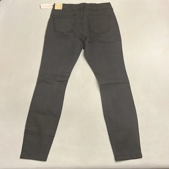 🟡 NWT Anthropologie Pilcro High-Rise Darted Skinny Jeans