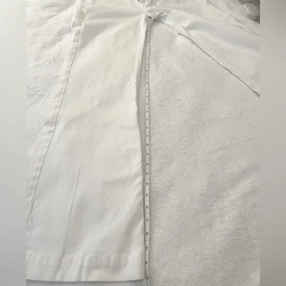 7 for all Mankind Flare Vintage White Wide Leg Sz 28 EUC