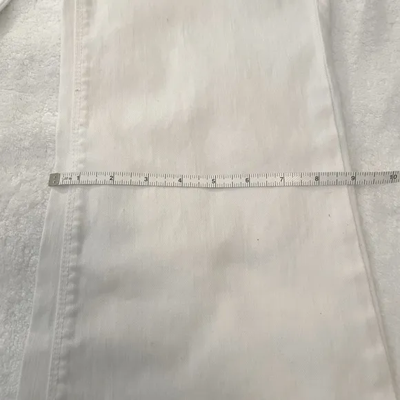 7 for all Mankind Flare Vintage White Wide Leg Sz 28 EUC