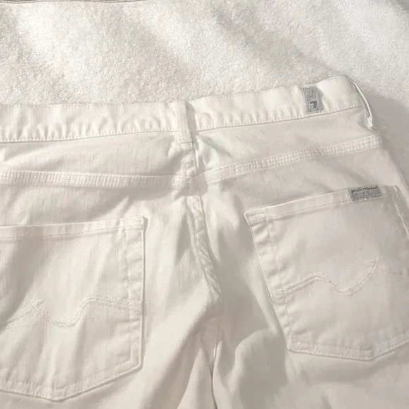 7 for all Mankind Flare Vintage White Wide Leg Sz 28 EUC