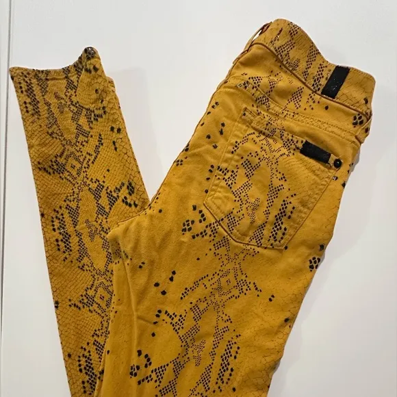 7 For All Mankind HIGH GLOSS SNAKE-PRINT SKINNY JEANS Size:26