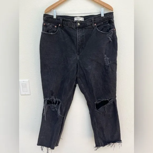 Abercrombie &amp; Fitch Curve Love 90’s Straight Ultra High Rise Jeans Size 16