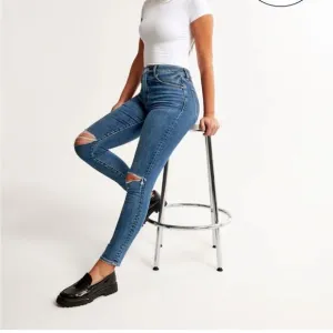 Abercrombie &amp; fitch medium wash high rise skinny jeans
