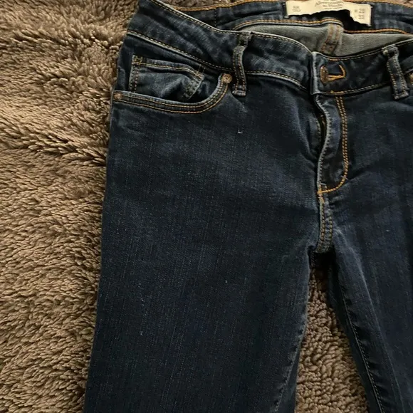 ABERCROMBIE &amp; FITCH Women’s Mid Rise Super Skinny Jeans