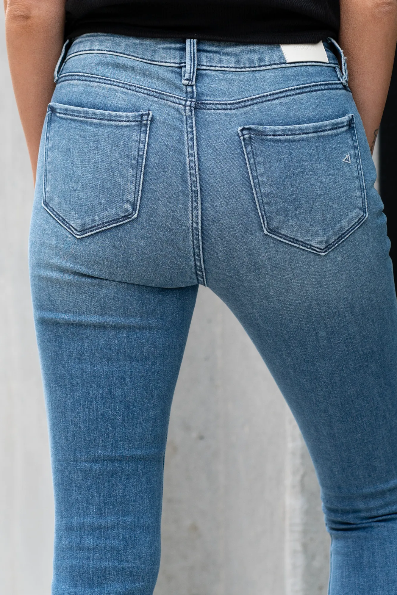 Amelia High Rise Skinny