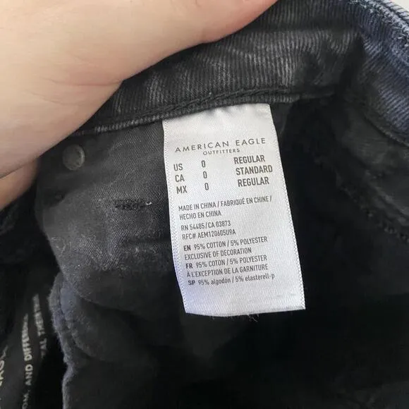 AMERICAN EAGLE black busted knee high rise straight leg jeans
