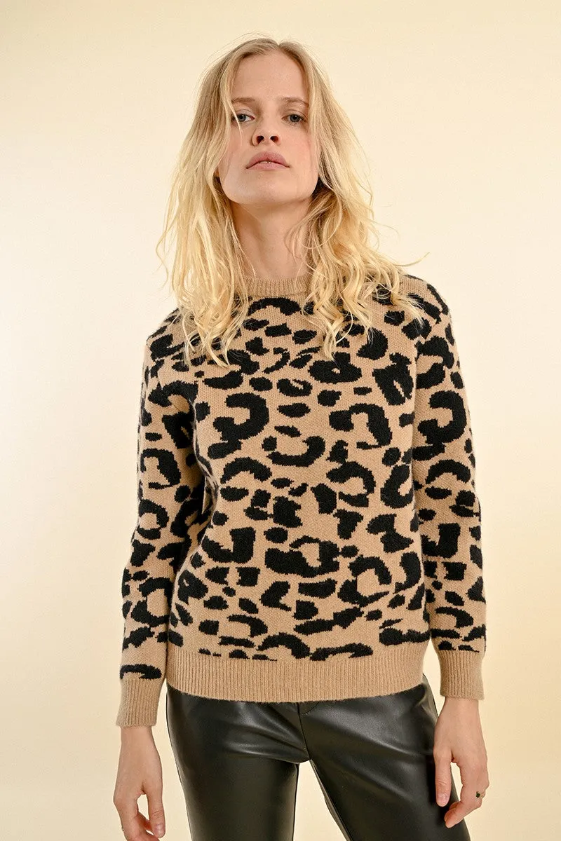 ANIMAL PATTERN SWEATER