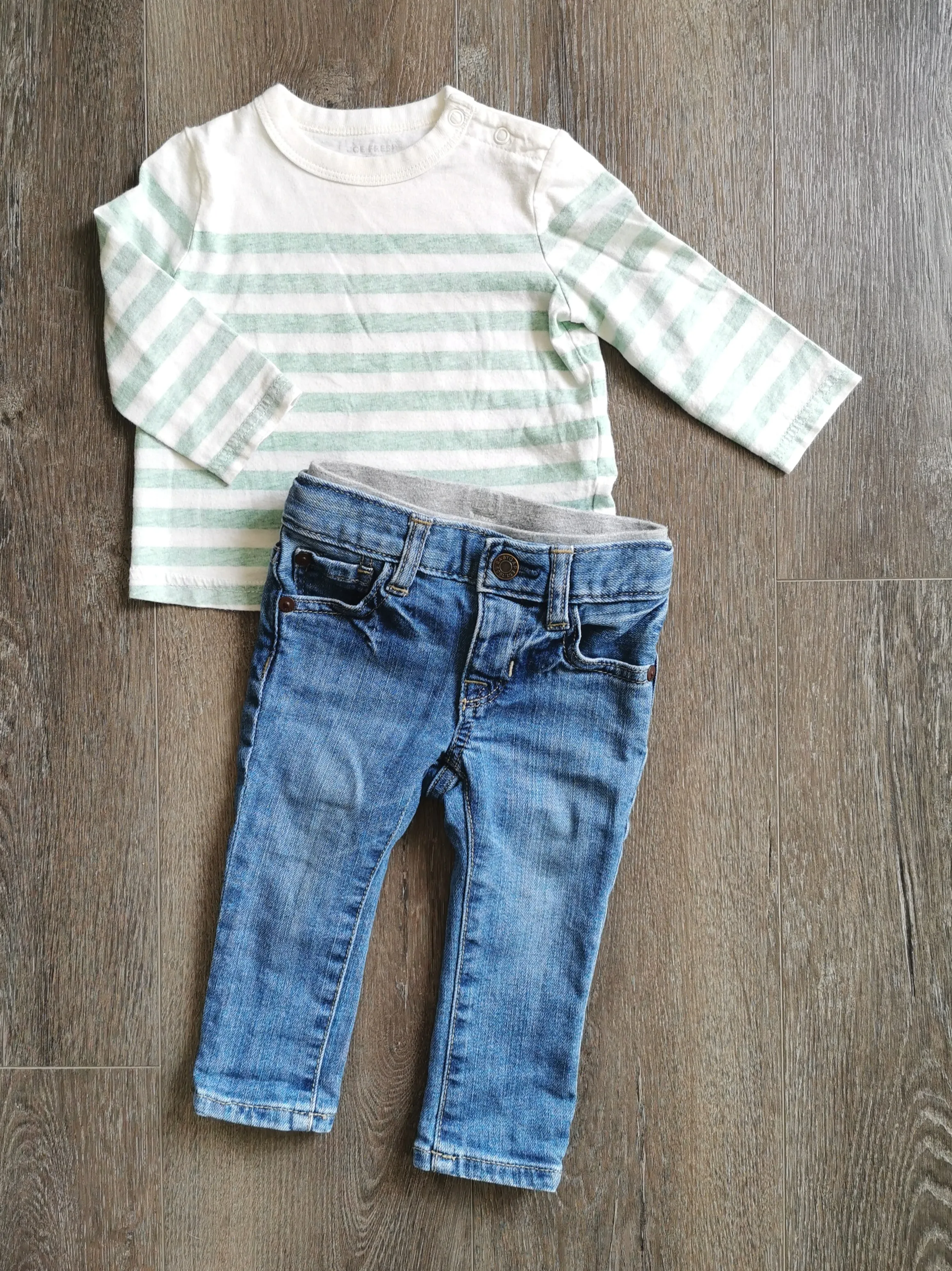 BABY BOY SIZE 6/12 MONTHS - Baby GAP & JOE FRESH, 3 Piece Mix N Match Outfit VGUC B7