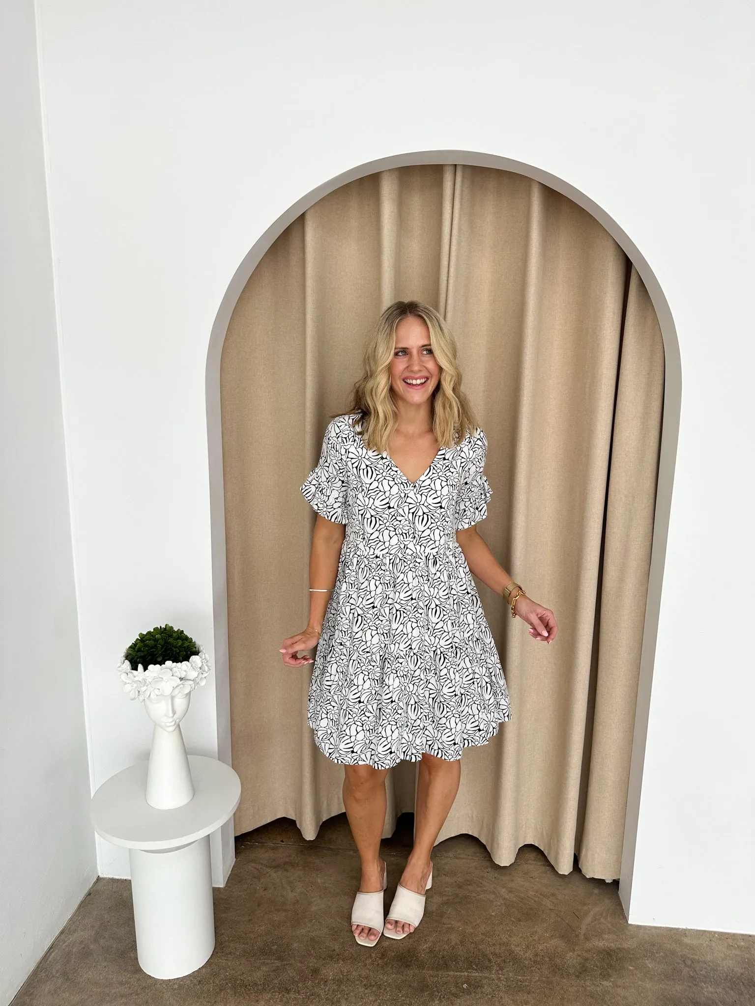 Bailey Dress -White/black
