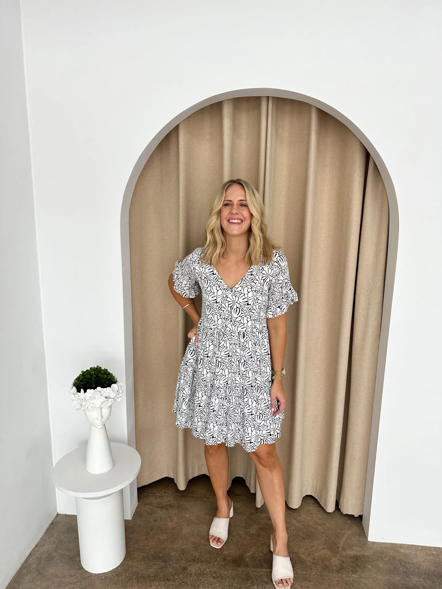 Bailey Dress -White/black