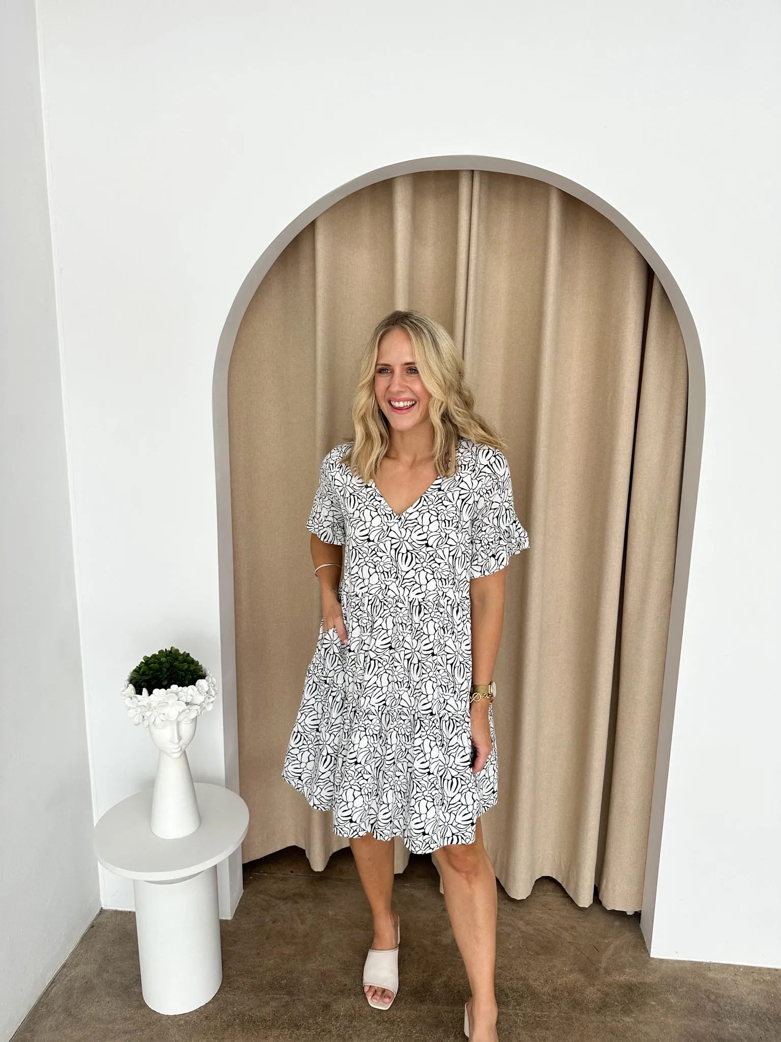 Bailey Dress -White/black