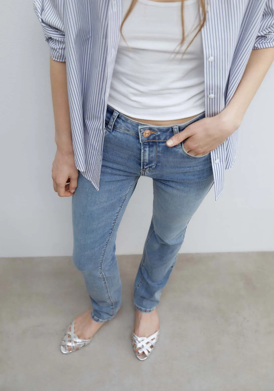 Basic straight-leg jeans - Medium Wash