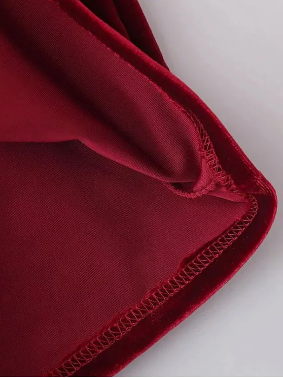 BerryBetty - Fun Cold Shoulder Velour Dress