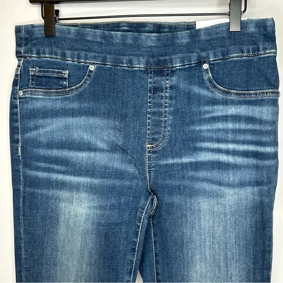 Chico’s Denim Pull-On Straight Leg Jeans Jeggings Size 4R Chico’s Size 0R