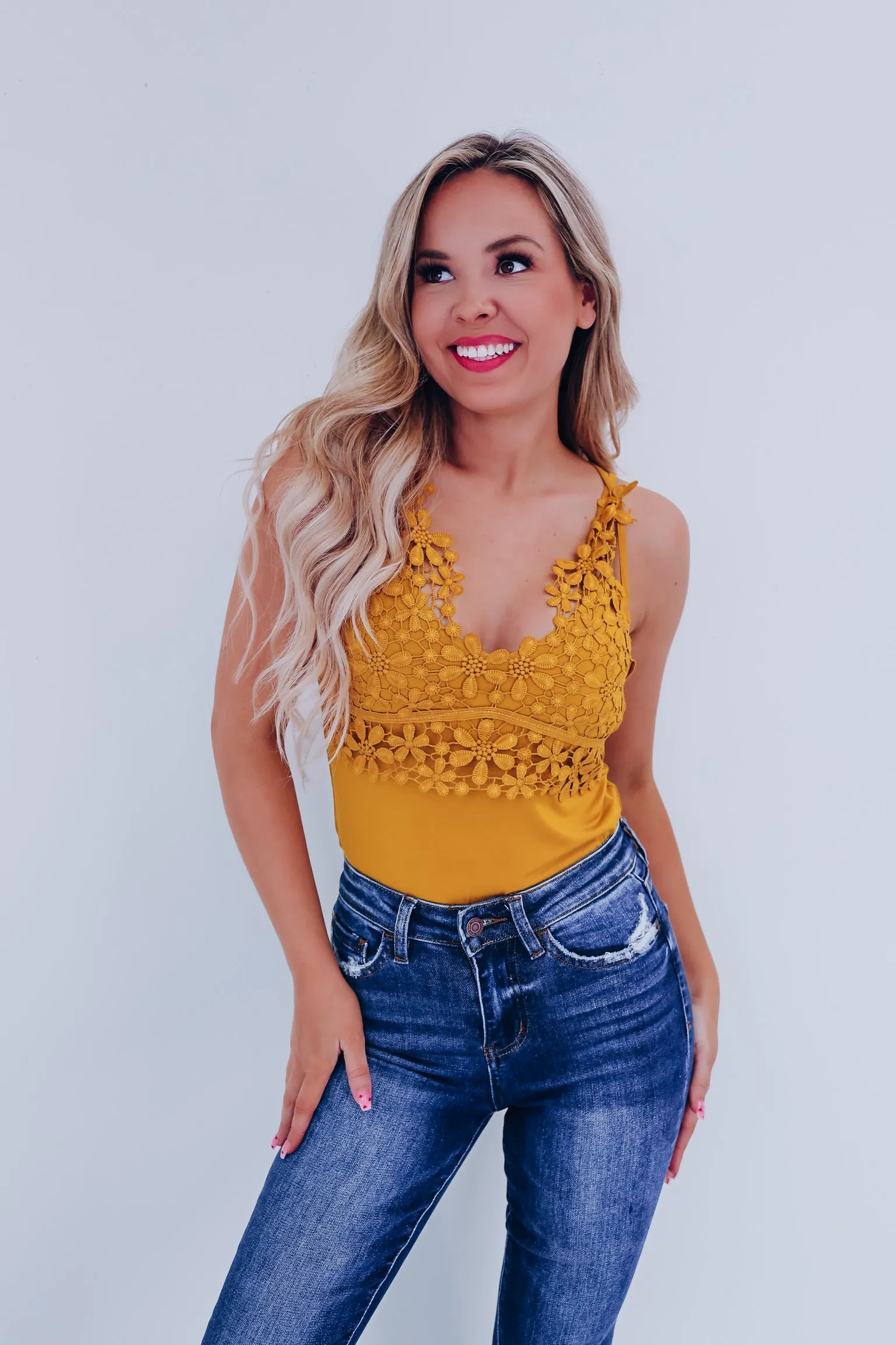 Dainty Daisy Crochet Tank - Yellow