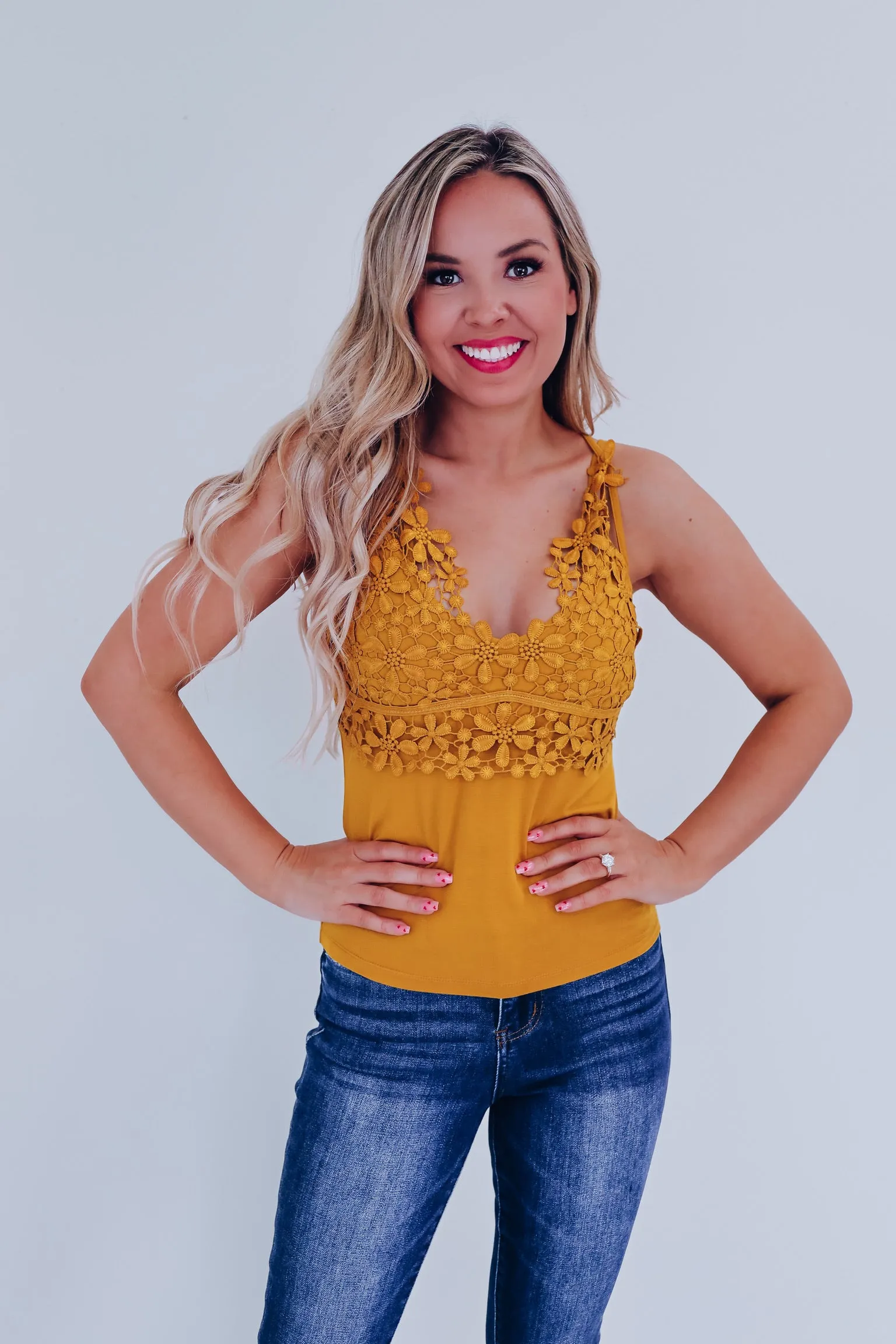 Dainty Daisy Crochet Tank - Yellow