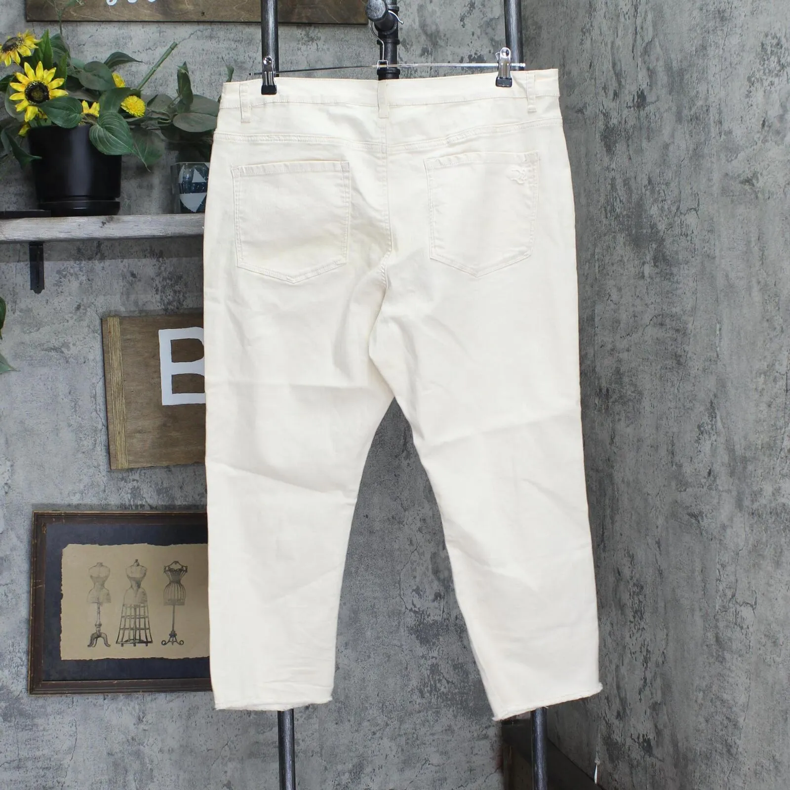 Dg2 Womens Slit Leg Floral Straight Leg Jeans Cream Off White 18WP