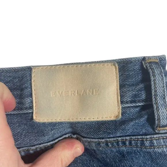 Everlane Women’s The Cheeky Distressed Crop Jean in Medium Wash Size 33