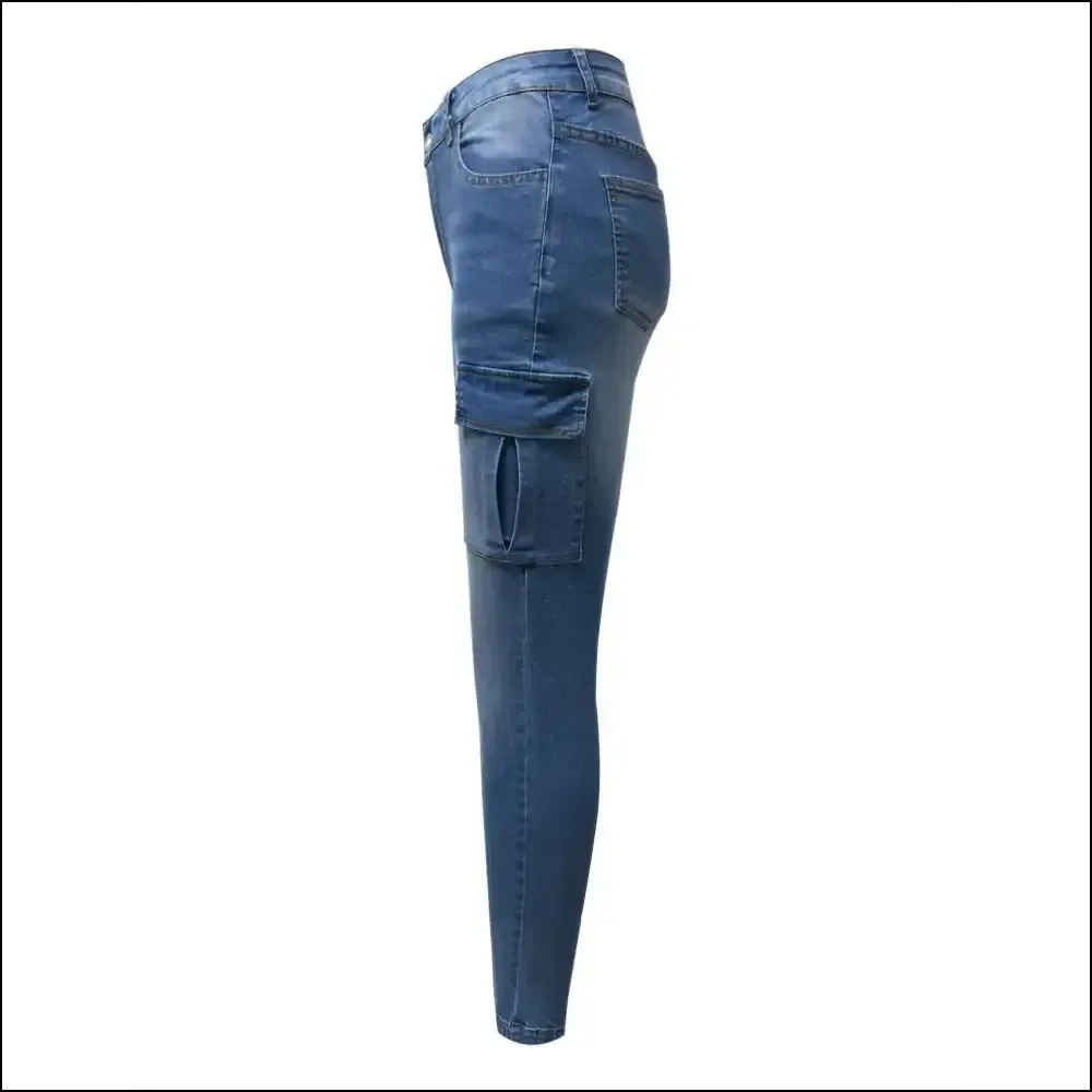 Flaunt your Fabulousness in Stylish Skinny Jeans: Pockets for Snacks! 🍕👖