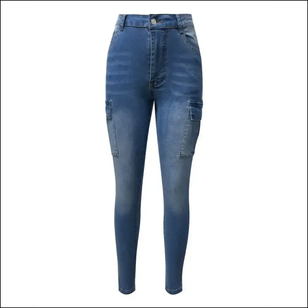Flaunt your Fabulousness in Stylish Skinny Jeans: Pockets for Snacks! 🍕👖