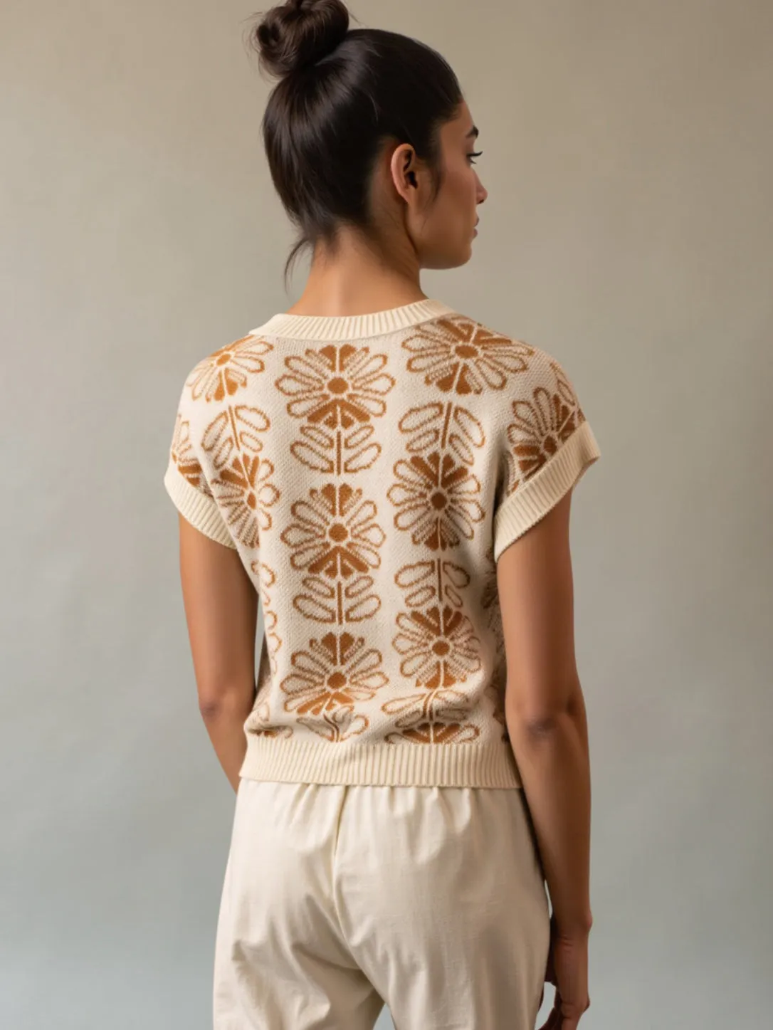 Floral Print Sweater Vest