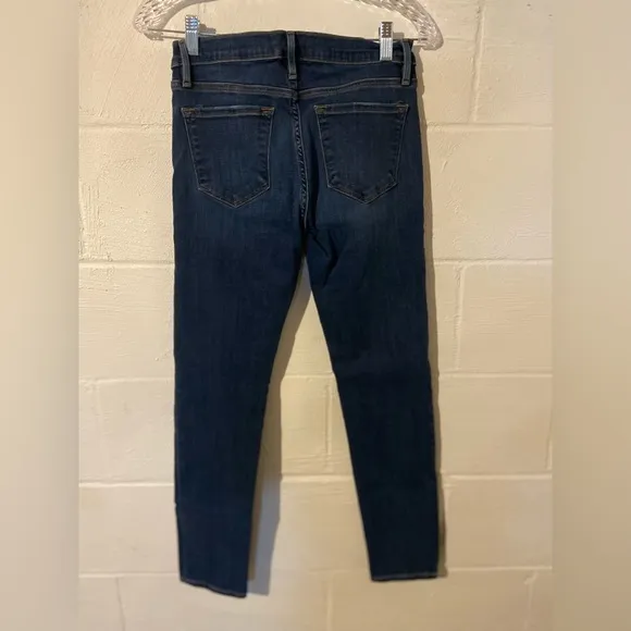 Frame Denim Le Garcon Majesty Straight Mid Rise Blue size 25