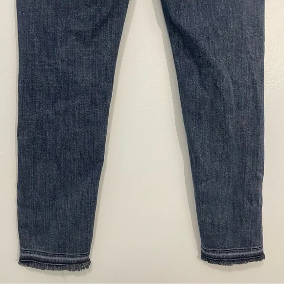 Frame Le Nouveau Straight Jeans in Sheffield Size 27