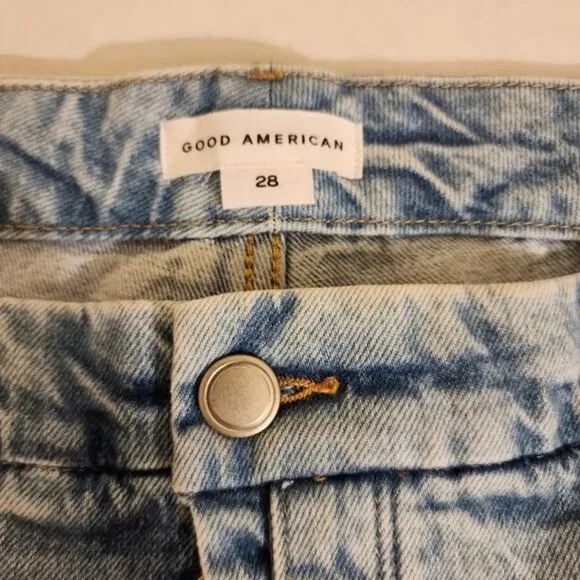 Good American &quot;Good Boy&quot; Stonewashed Straight Leg Jeans - 28