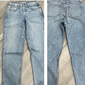 Grlfrnd jeans Bree straight leg blue nwot