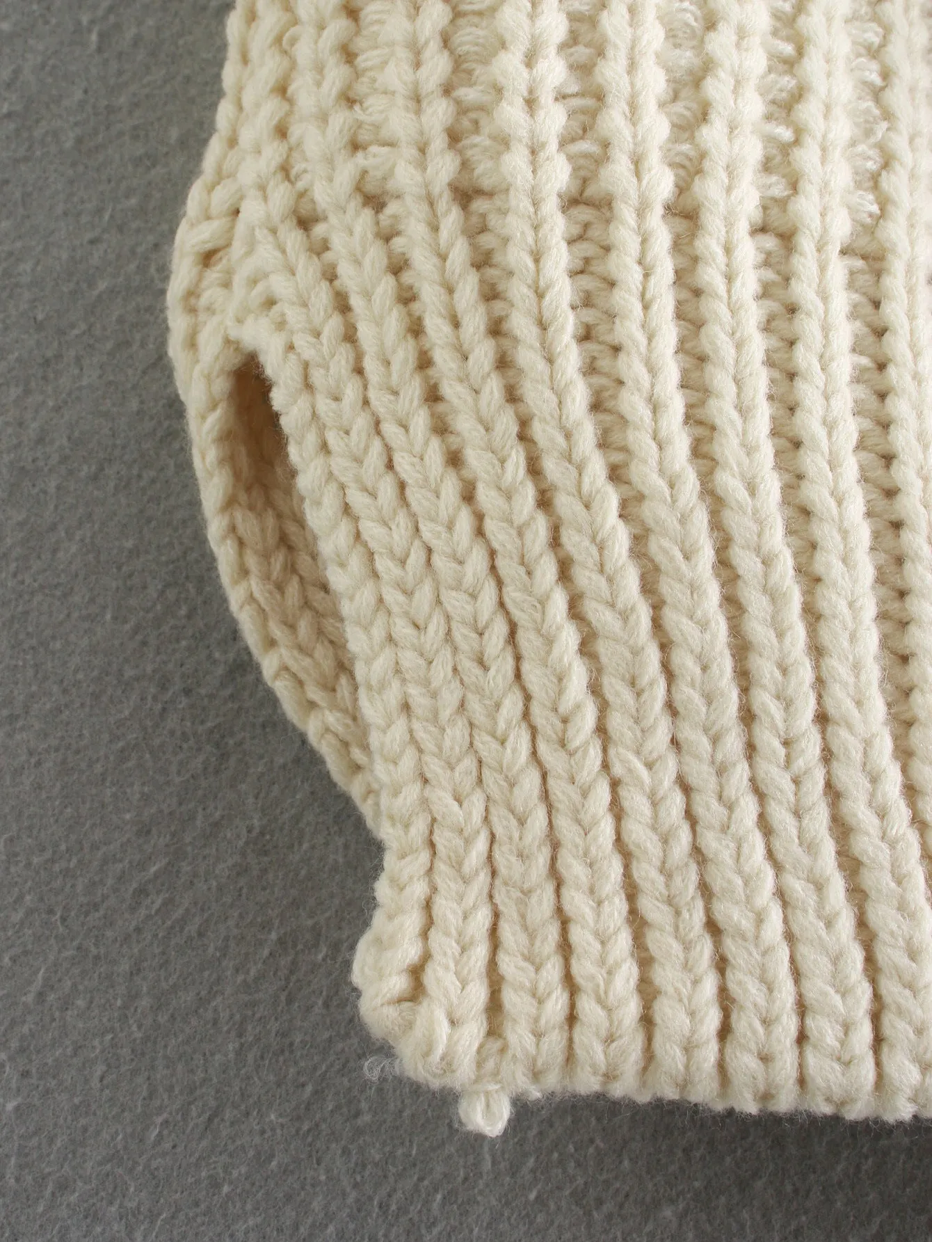 High Heap Collar Knit Vest Sweaters Black