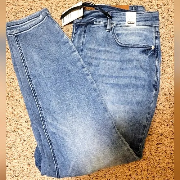 High waist skinny jeans