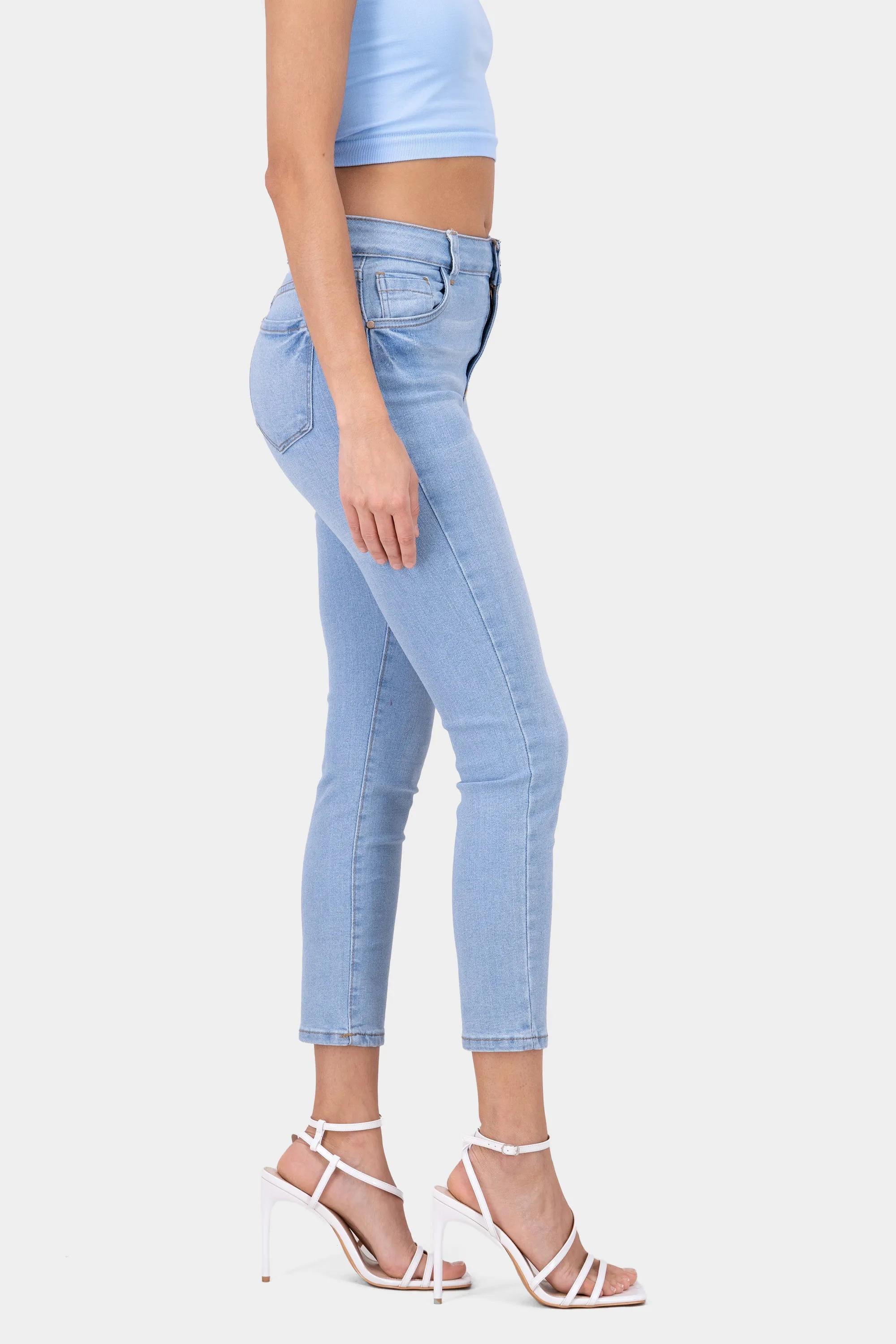 Jeans skinny cintura media