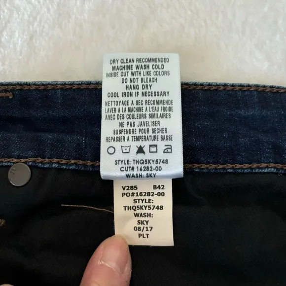 Joe’s Jeans High Rise Curvy Skinny Jeans size W 32