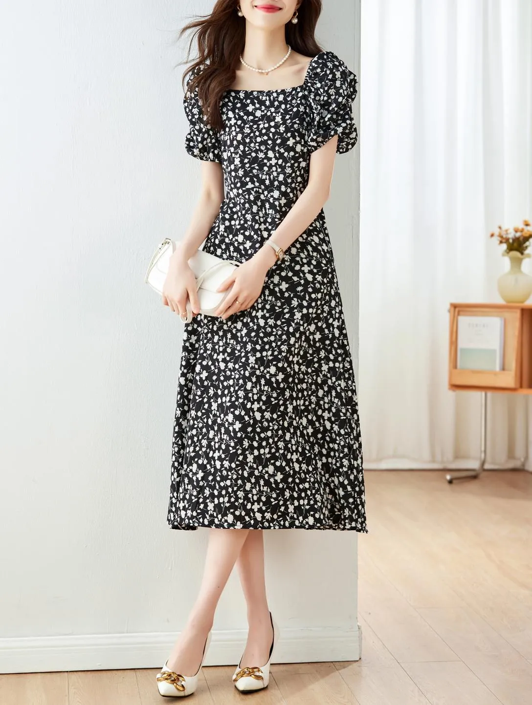 Knee-Length French Style Mid Floral Dress