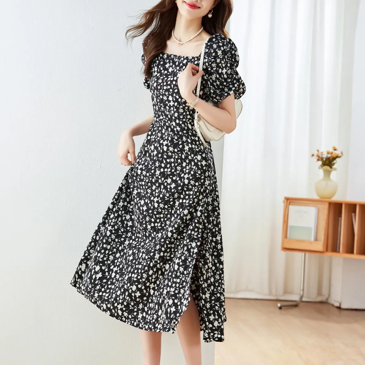 Knee-Length French Style Mid Floral Dress