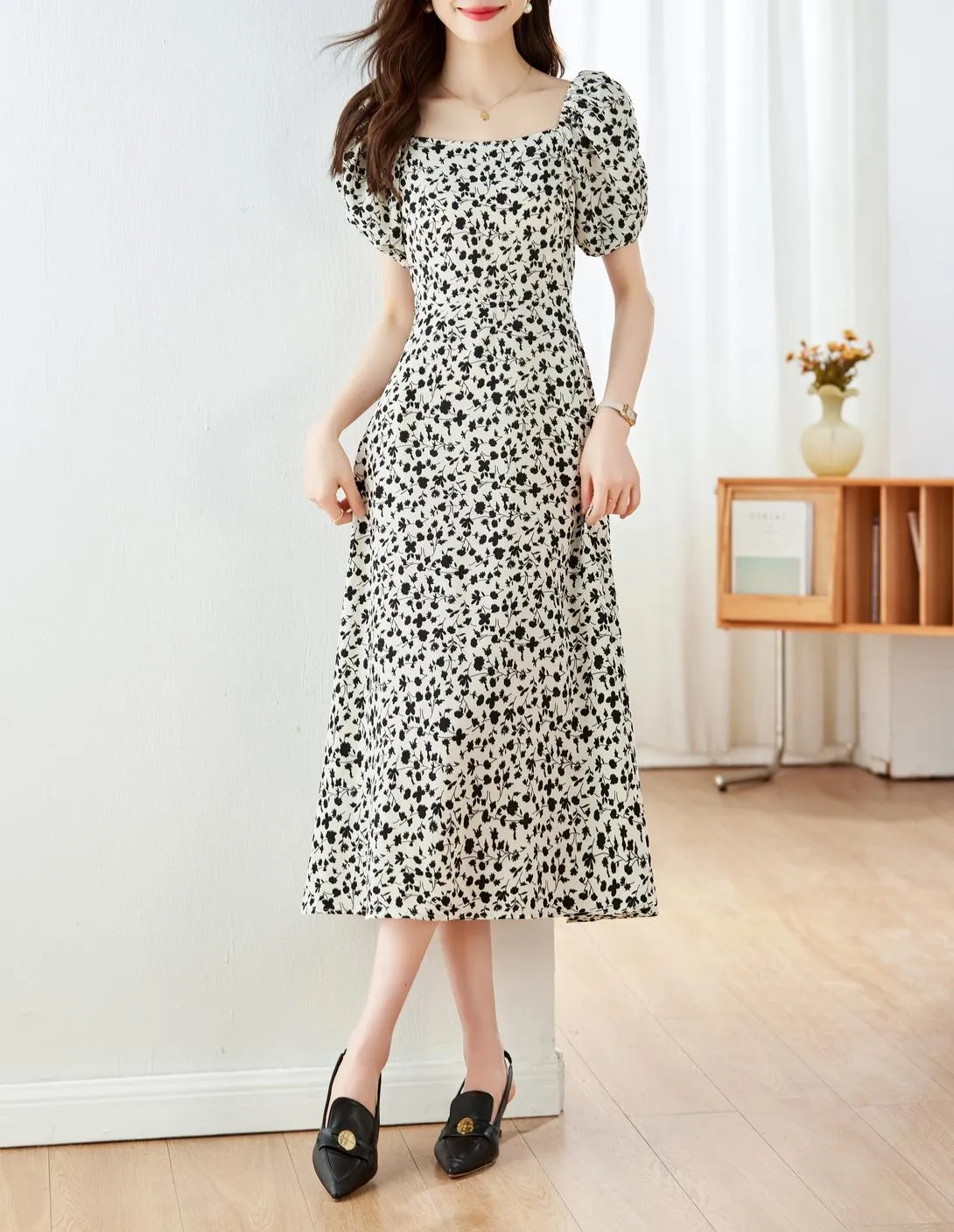 Knee-Length French Style Mid Floral Dress