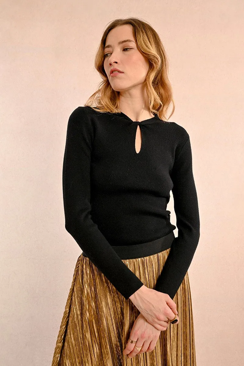 KNITTED SWEATER, FANCY NECKLINE