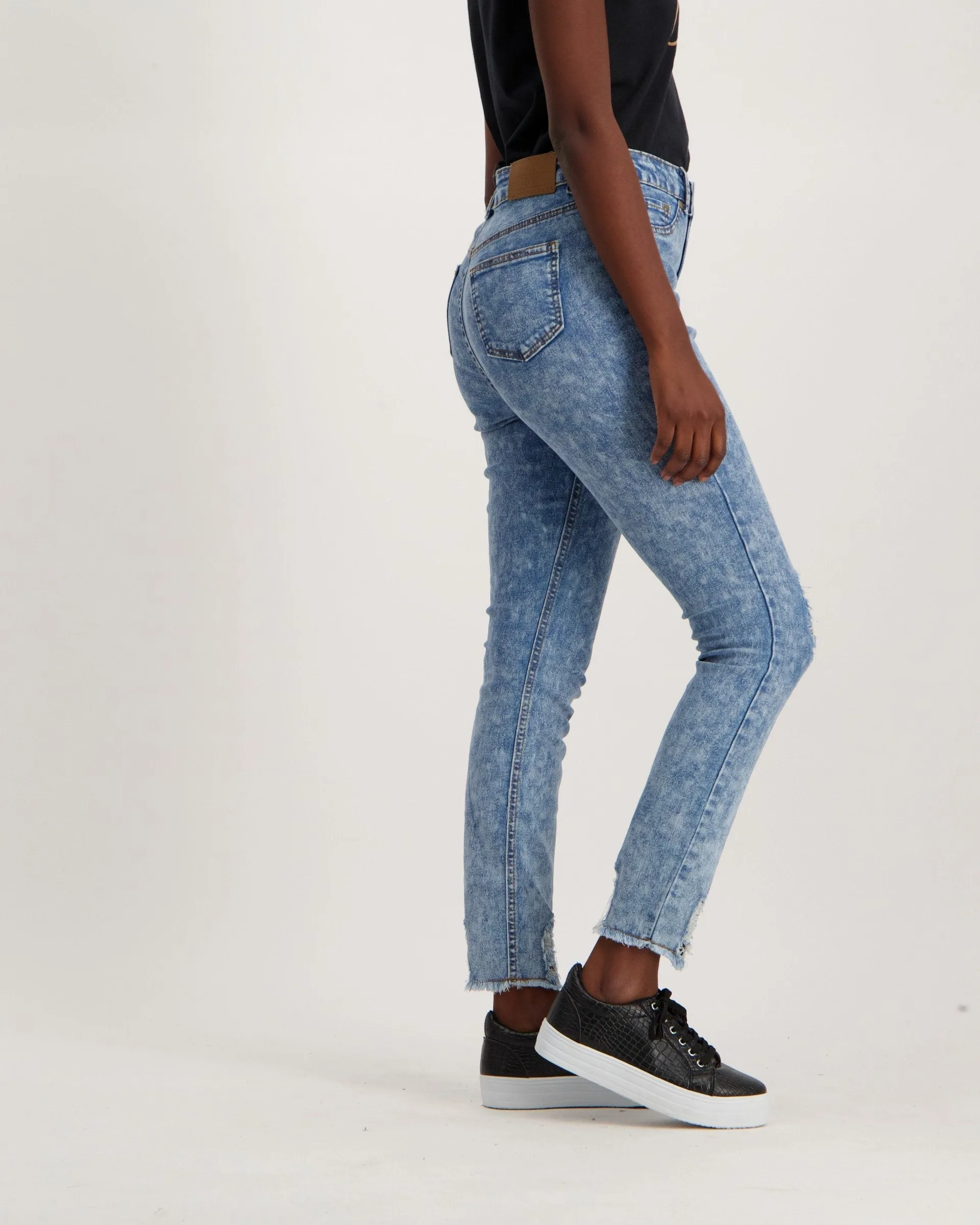 Ladies Acid Wash Frayed Hem Skinny Denim Jean