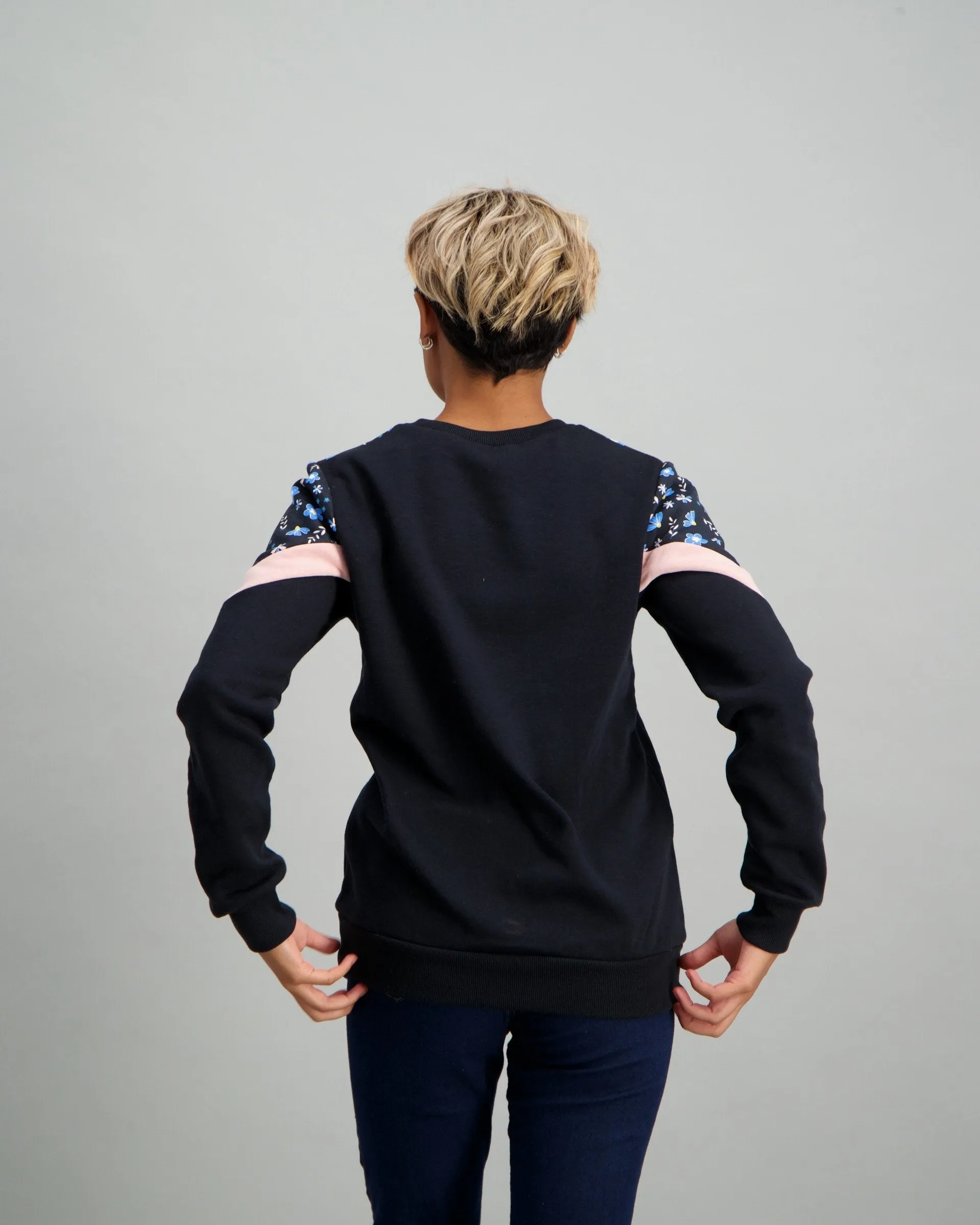 Ladies Long Sleeve Trim Print Top - Black/Light Pink