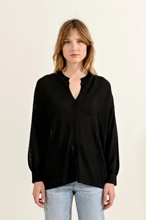 LARGE V-NECK SWEATER