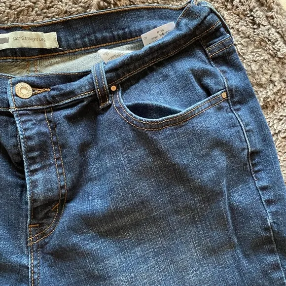 LEVI’S 505 Women’s Straight Leg Jeans