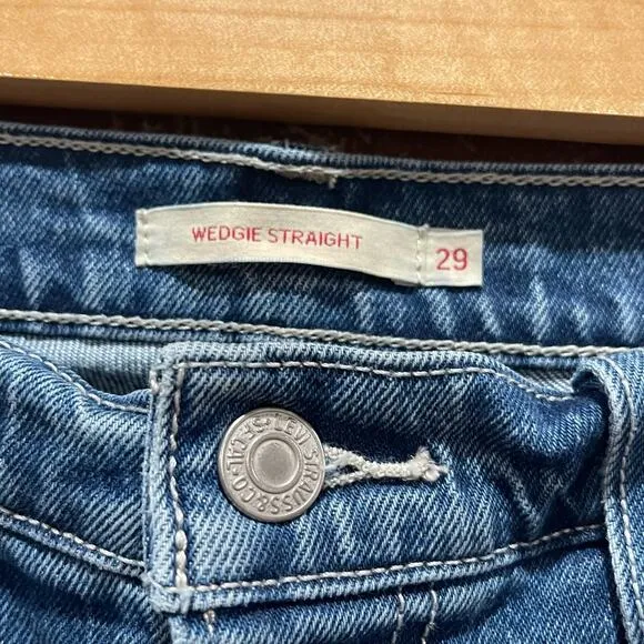 Levi's Wedgie Straight Button Fly Jeans Size 29