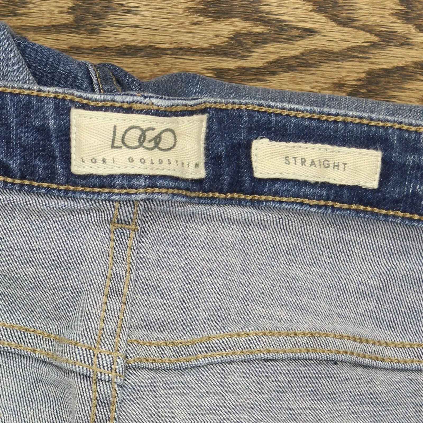 LOGO by Lori Goldstein Plus Size Crosshatch Crop Straight Leg Jeans