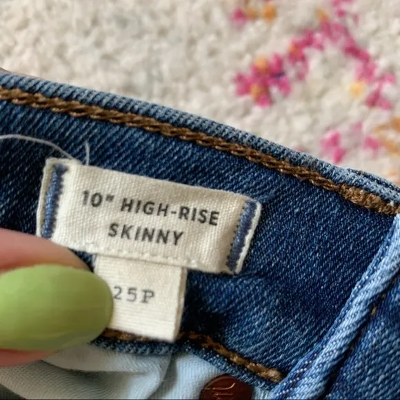 Madewell Petite 10&quot; High-Rise Skinny Jeans in Mackey Wash: Button-Front sz 25P
