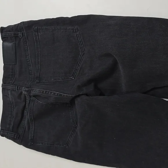 Madewell Women’s Washed Black Classic Straight Jeans High Rise Denim Style J2054