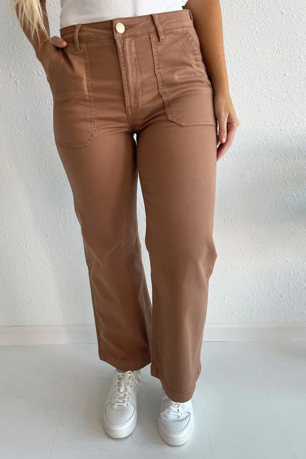Meg Wide Leg Jeans W/ Pork Chop Pkts