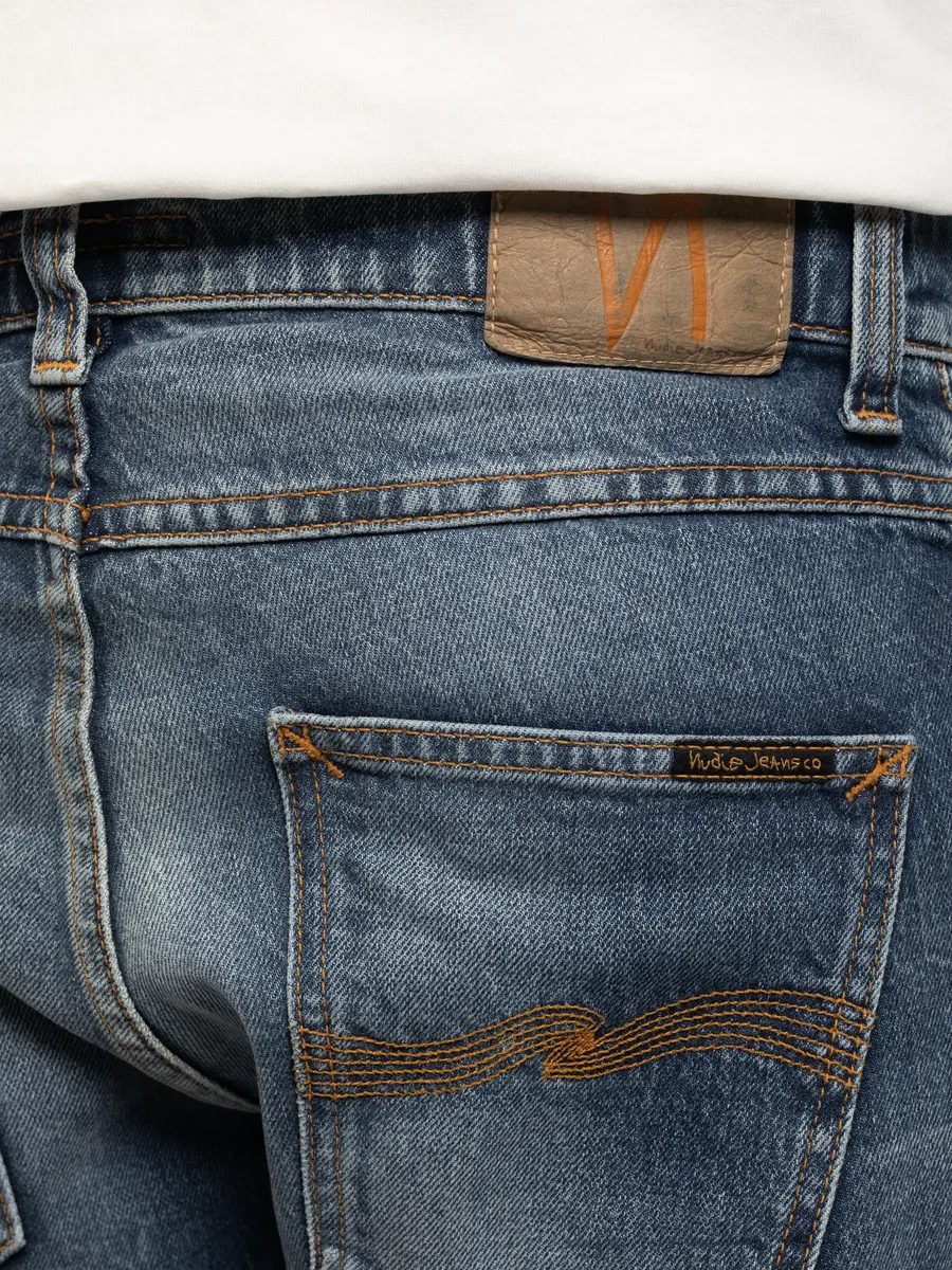 【Nudie Jeans】合身小直筒／13oz／Grim Tim Worn Sonic
