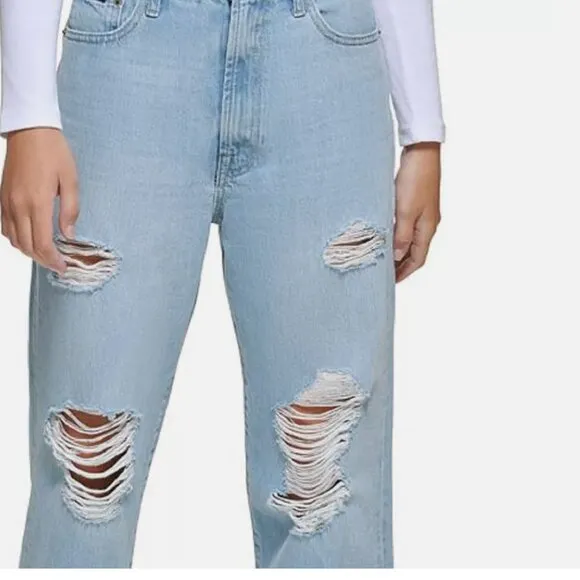 NWT  Dkny Jeans Distressed Frayed Hem Straight Leg Jeans 32/14